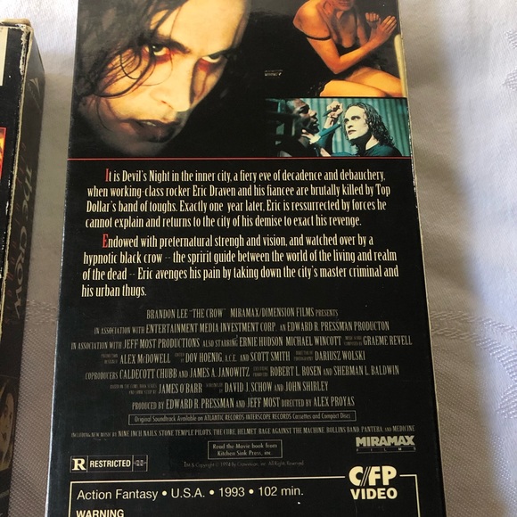 The Crow 1993 & 2 City Of Angels 1996 VHS Video 1993 Brandon Lee  Miramax - Picture 3 of 15